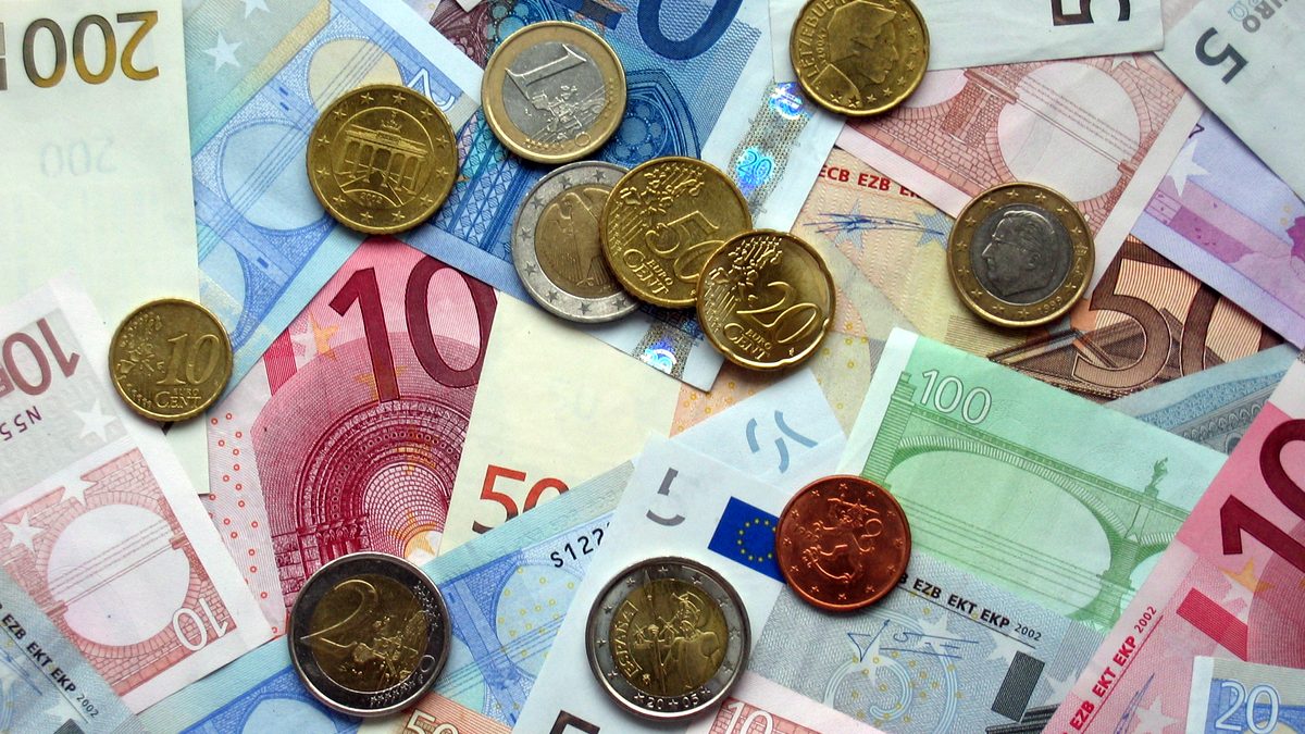 MiCA, PSAN, agrément : qui a le droit de vous vendre un actif numérique